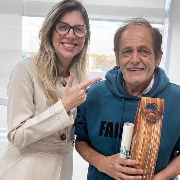 1 (17)